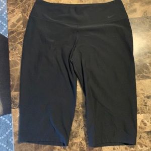 Nike Crop Pants in EUC